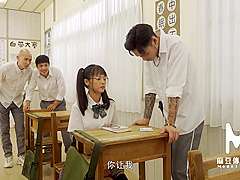 Model Tv – Cute Asian Teen Get Fuck In The