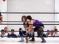 Sumire vs Mika Japanese Women Wrestling catfight