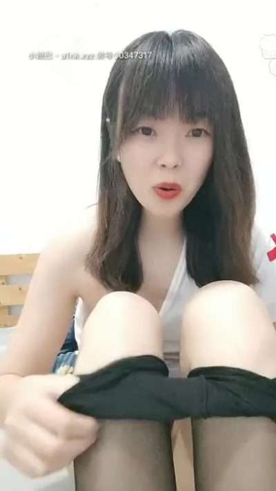 原版 长腿思思 啪啪 – Collection Of Homemade Selfies And Sneak Shots
